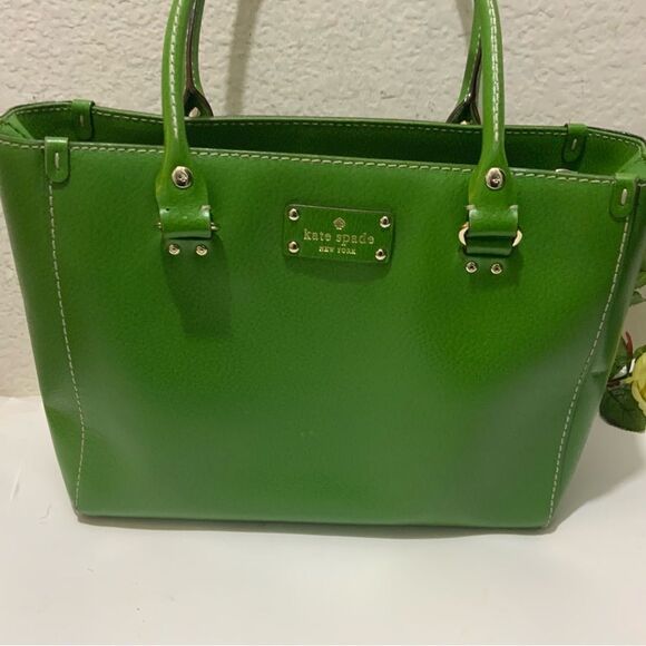 KATE SPADE Wellesley Quinn Emerald Green Leather Satchel Handbag - Picture 3 of 12